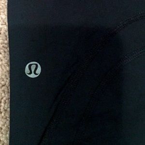 lululemon athletica Pants - Lululemon Crops size 4 lululemon athletica Pants - Lululemon Crops size 4